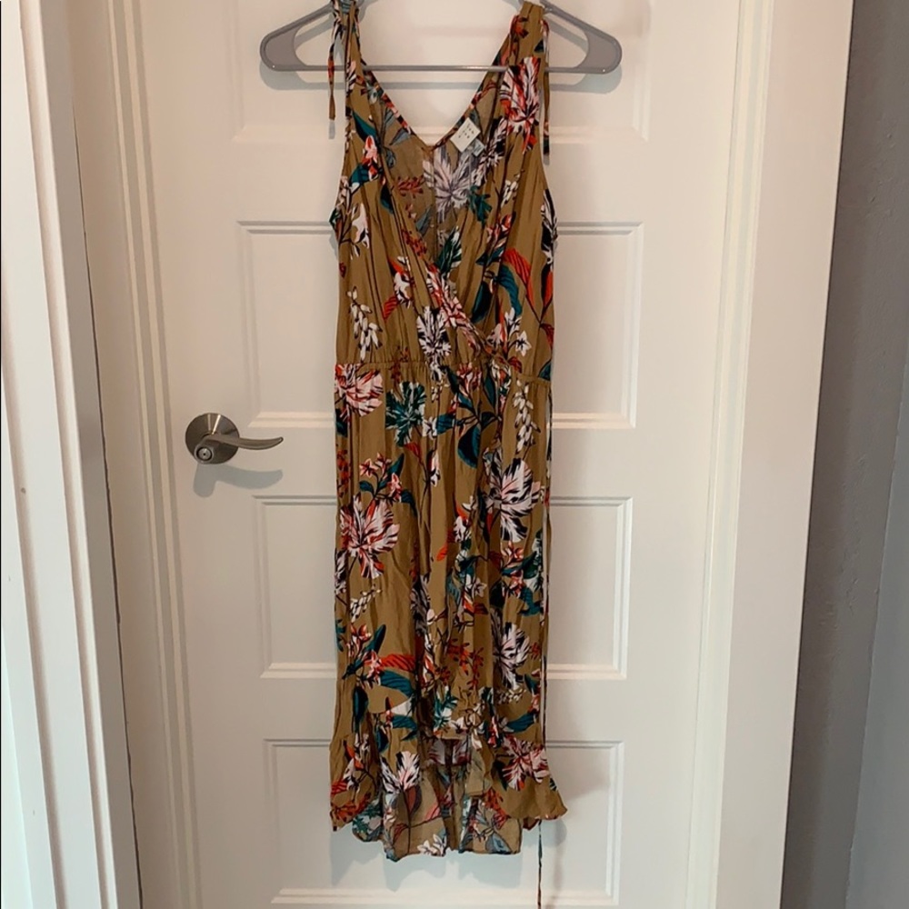 NWT! Midi Dress